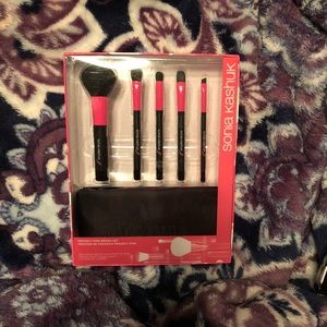 SONIA KASHUK brush sets
